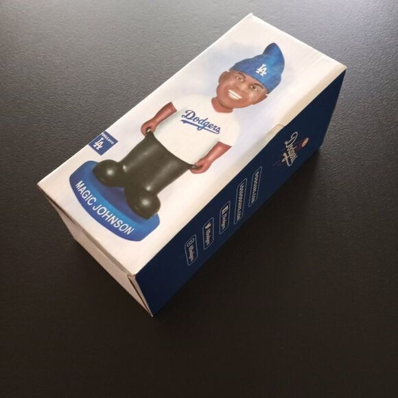 Magic Johnson 2016  Los Angeles Dodgers Gnome New in Box - Picture 9 of 10